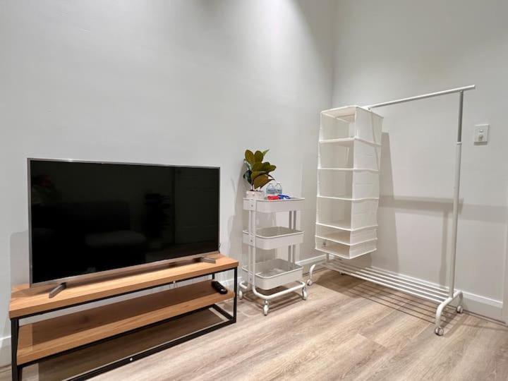 Charming Central Unit In Authentic Building Сидней Экстерьер фото