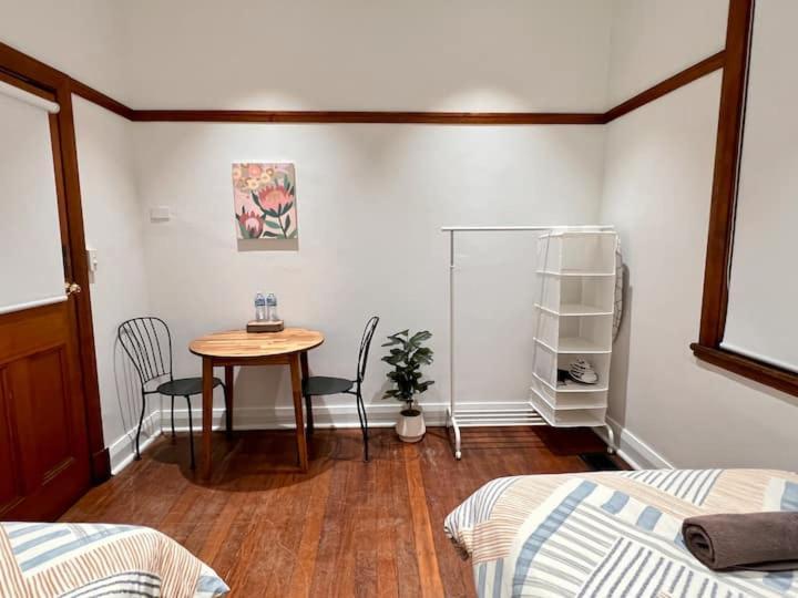 Charming Central Unit In Authentic Building Сидней Экстерьер фото